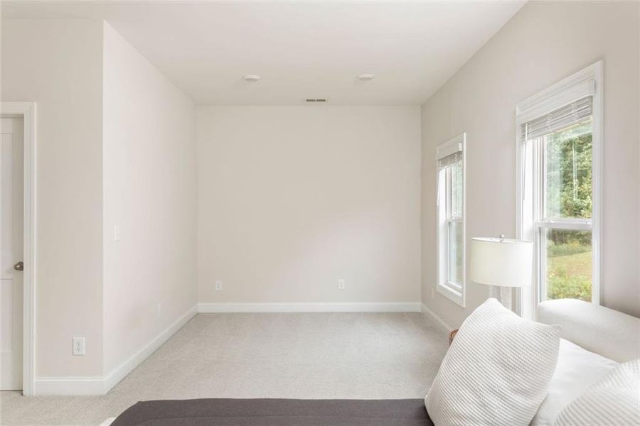 Spacious, unfurnished interior of a new home in West Highlands, Atlanta (Image 29). Spacious, unfurnished interior of a new home in West Highlands, Atlanta (Image 29).