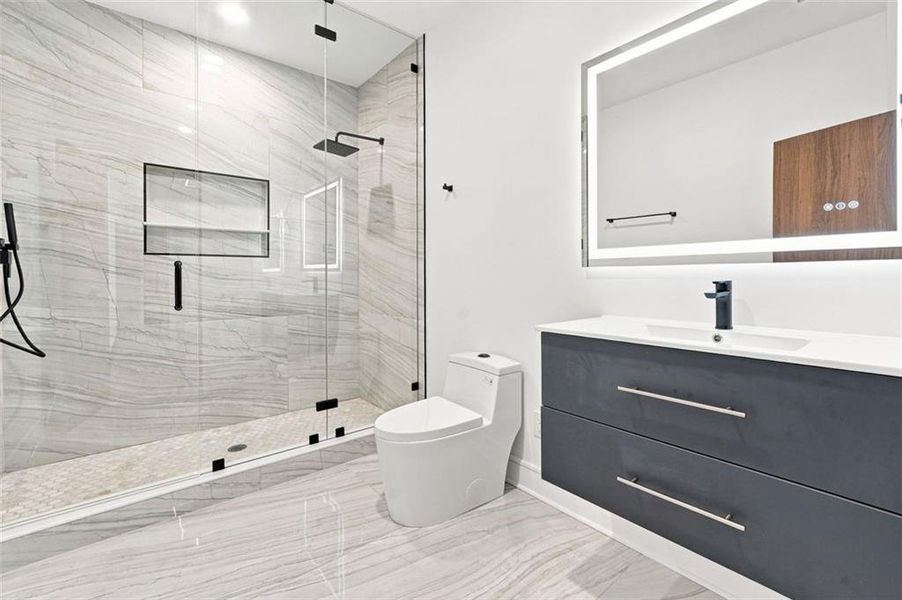 Furnished interior view inside a new home in , Atlanta (Image 21).