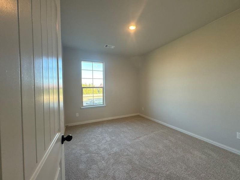 Spacious, unfurnished interior of a new home in Terra Escalante, Blue Ridge (Image 5).
