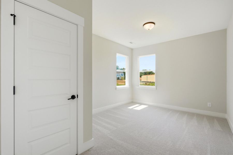 Spacious, unfurnished interior of a new home in Waterford Commons, Rock Hill (Image 31).
