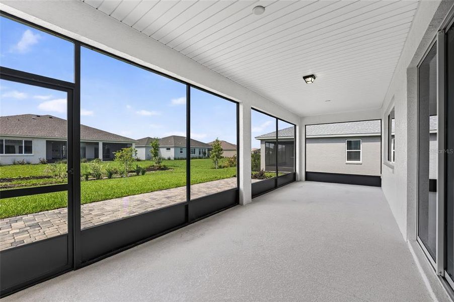 Exterior details and patio area of a home in , Ocala (Image 29).