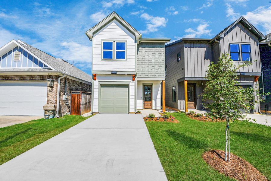 Exterior details and patio area of a home in , Houston (Image 22). Exterior details and patio area of a home in , Houston (Image 22).