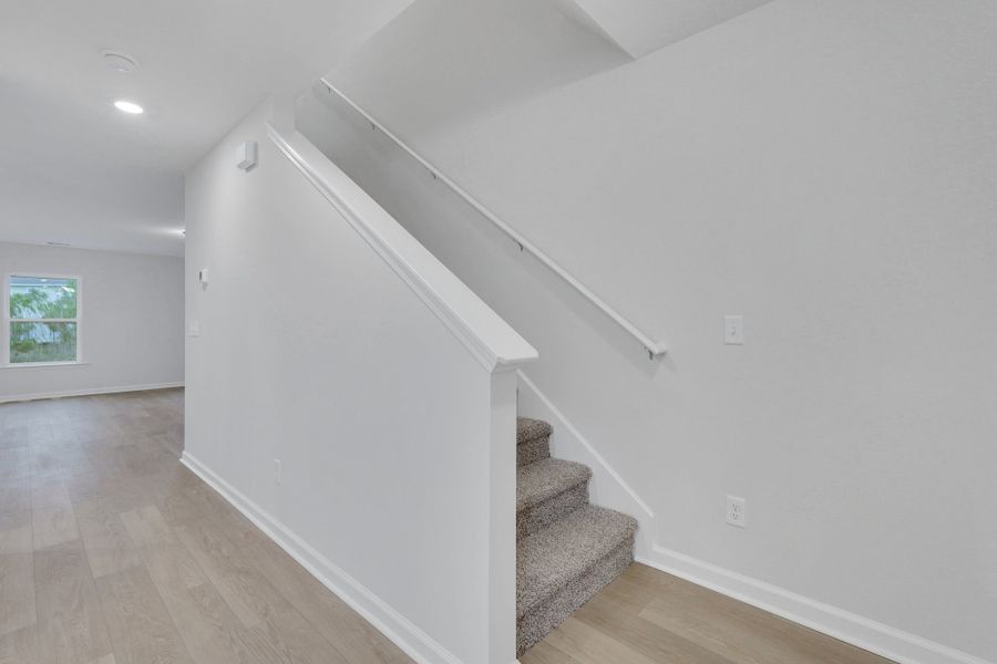 Representative unfurnished interior of a home built from the The Birch by Smith Family Homes in Lakeview Pines, Statesboro (Image 31).
