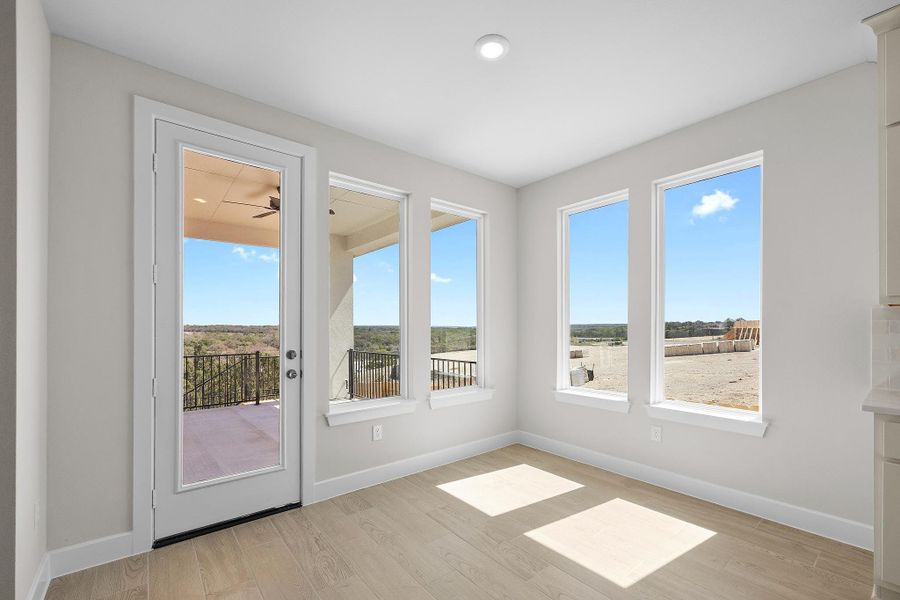 Spacious, unfurnished interior of a new home in Lariat, Liberty Hill (Image 21).