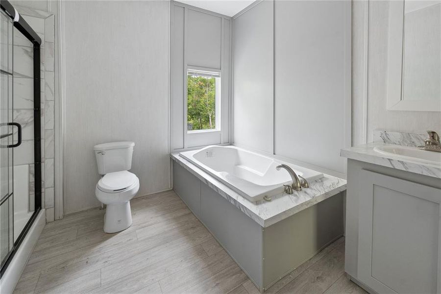 Furnished interior view inside a new home in , Starke (Image 9).