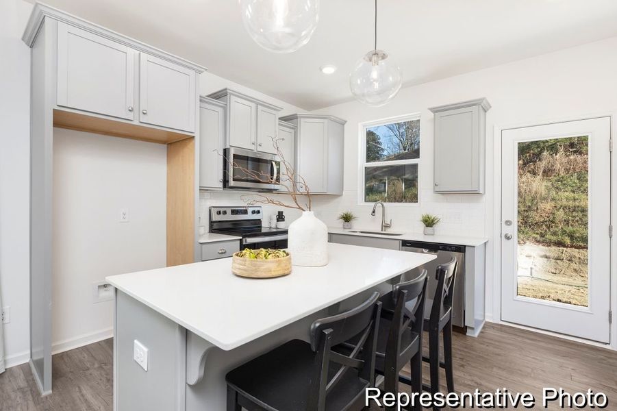Furnished interior view inside a new home in Reeves Crossing, St. George (Image 1). Furnished interior view inside a new home in Reeves Crossing, St. George (Image 1).