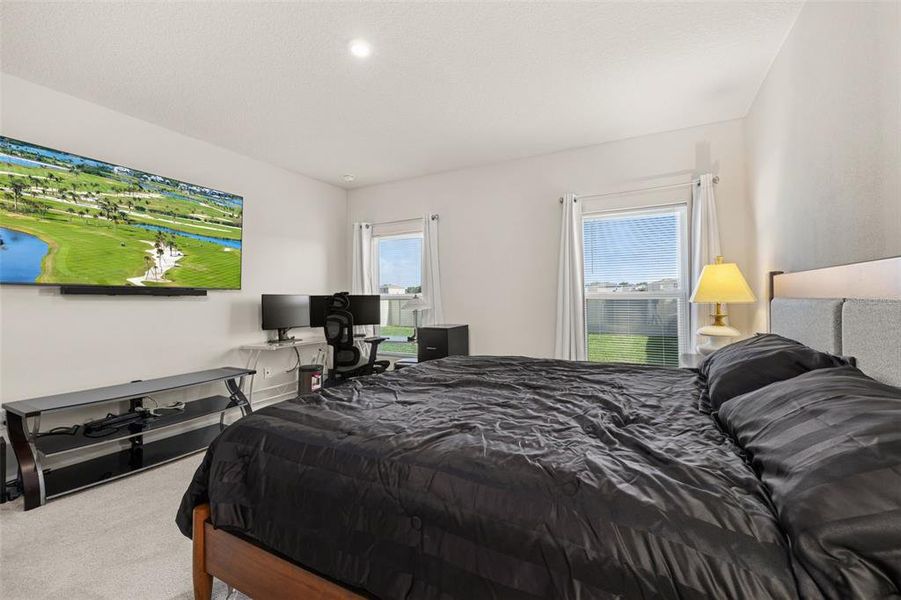 Furnished interior view inside a new home in , Sumterville (Image 37).