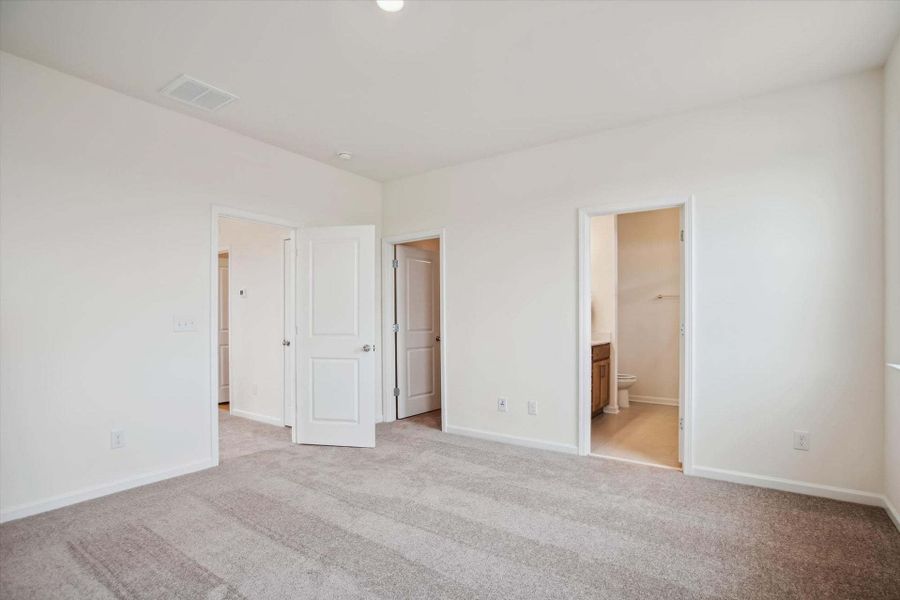 Spacious, unfurnished interior of a new home in The Parc Townes at Wendell, Wendell (Image 34). Spacious, unfurnished interior of a new home in The Parc Townes at Wendell, Wendell (Image 34).