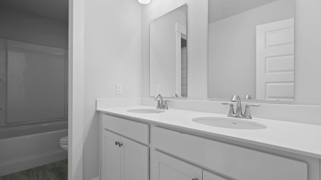 Representative furnished interior of a home built from the HARBOR OAK by D.R. Horton in Berkeley Bay, Ridgeville (Image 12). Representative furnished interior of a home built from the HARBOR OAK by D.R. Horton in Berkeley Bay, Ridgeville (Image 12).