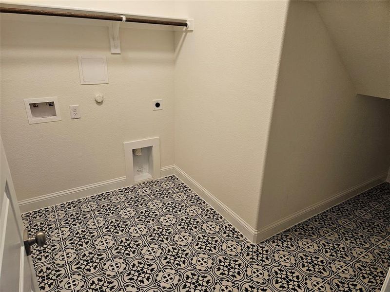 Spacious, unfurnished interior of a new home in Pecan Grove, Whitesboro (Image 19). Spacious, unfurnished interior of a new home in Pecan Grove, Whitesboro (Image 19).