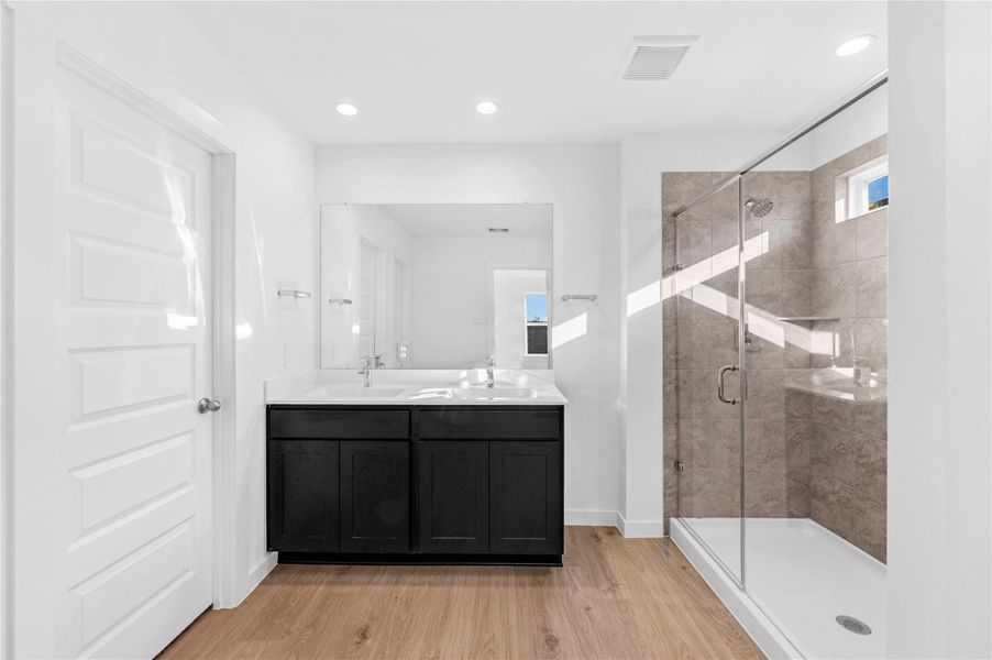 *Images and 3D tour are for illustration only and options may vary from home as built. *Images and 3D tour are for illustration only and options may vary from home as built.