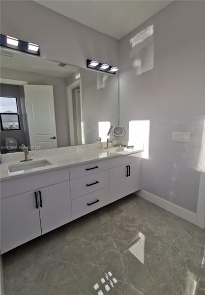 Furnished interior view inside a new home in , Cape Coral (Image 6).