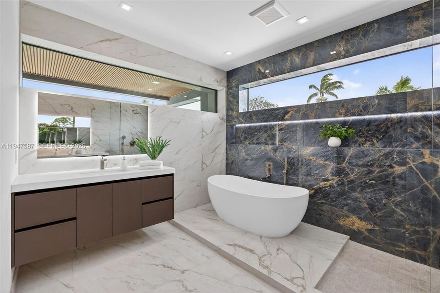 Furnished interior view inside a new home in , Fort Lauderdale (Image 68).