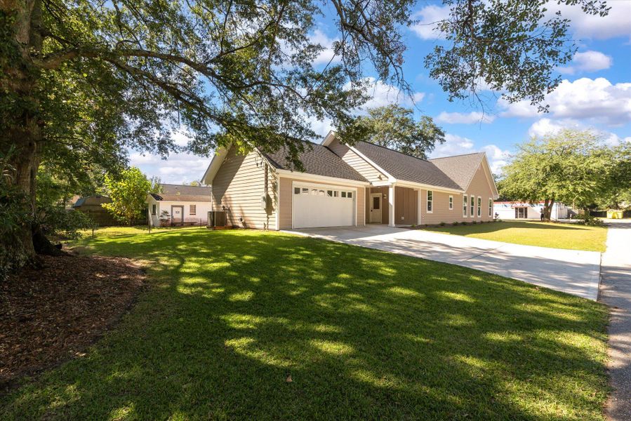 Image 52 of a home in .