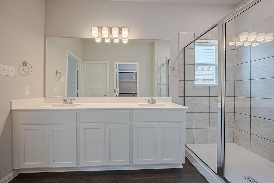 Furnished interior view inside a new home in Woodland Lakes, Huffman (Image 13). Furnished interior view inside a new home in Woodland Lakes, Huffman (Image 13).