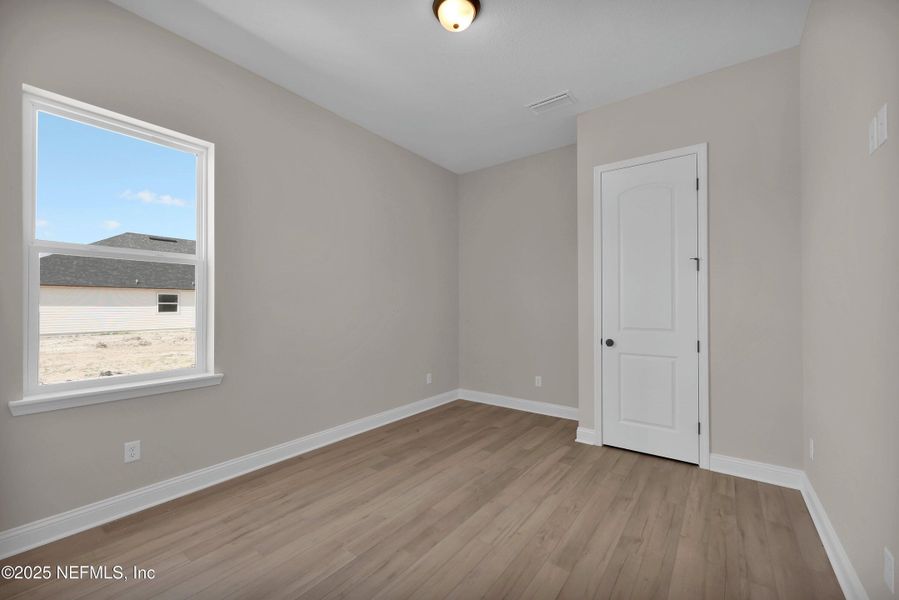 Spacious, unfurnished interior of a new home in Courtney Oaks at SilverLeaf, St. Augustine (Image 20).