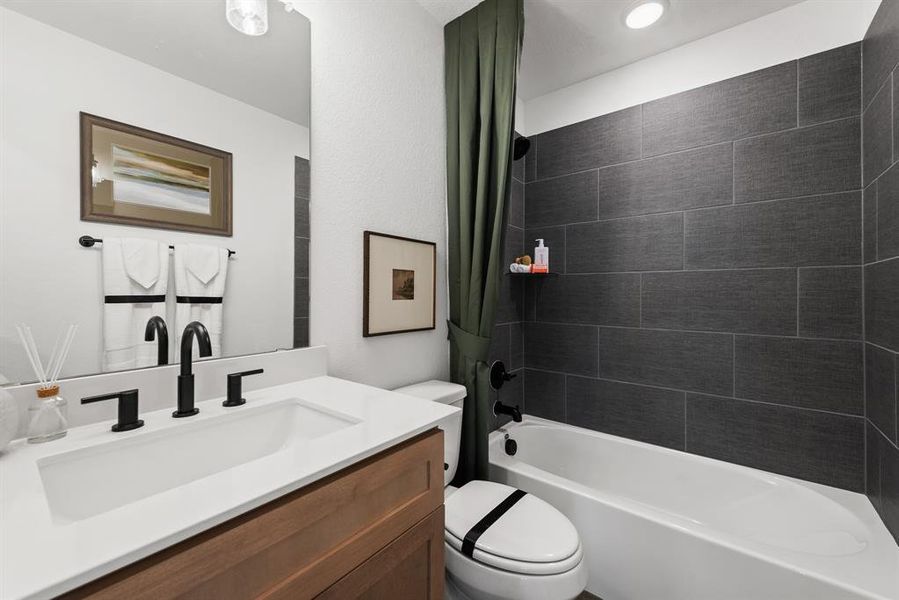 The Alton Floorplan The Alton Floorplan