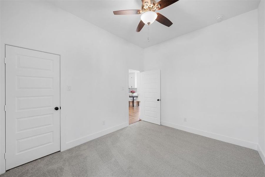 Spacious, unfurnished interior of a new home in , Hillsboro (Image 20).