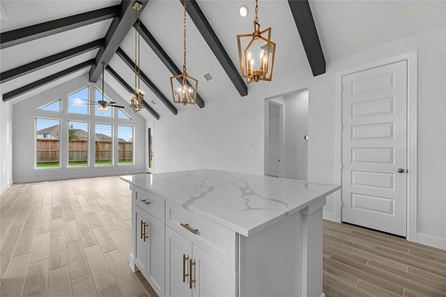 Representative image. Features, selections and colors may vary.