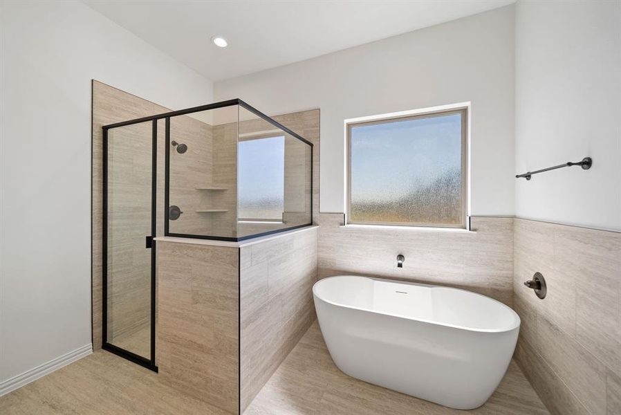 Furnished interior view inside a new home in , Waxahachie (Image 10).