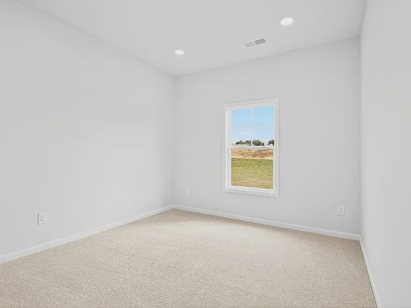 Spacious, unfurnished interior of a new home in Portrait Hills, Aiken (Image 5).