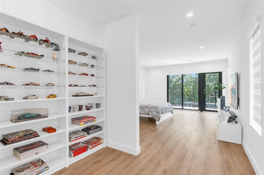 Furnished interior view inside a new home in , Miami (Image 17).