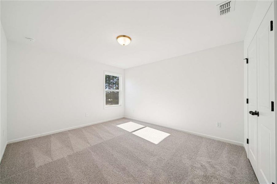 Spacious, unfurnished interior of a new home in The Estates at Casteel, Bethlehem (Image 16).