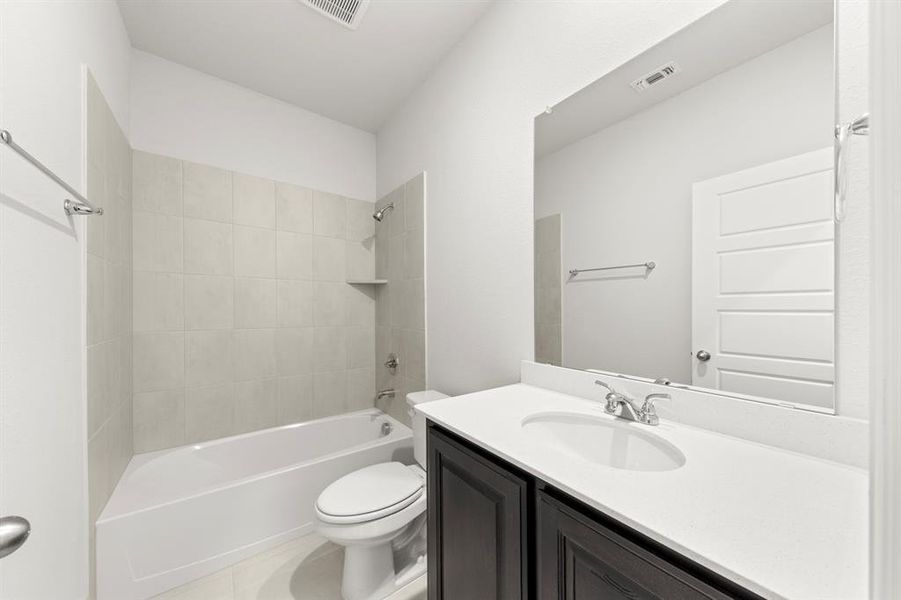 06. 125 Meadow - 2ND Bath