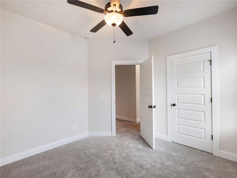 Spacious, unfurnished interior of a new home in Apalachee Overlook, Winder (Image 28).