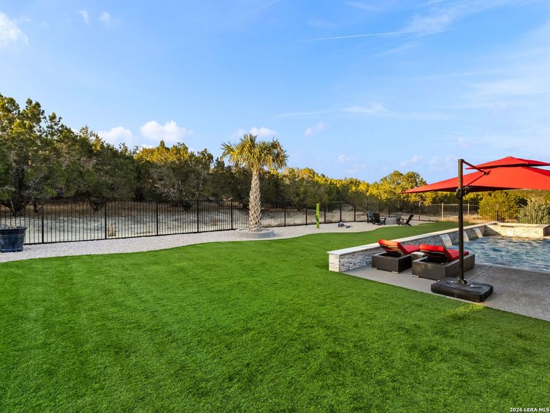 Community amenities in , Canyon Lake (Image 59).