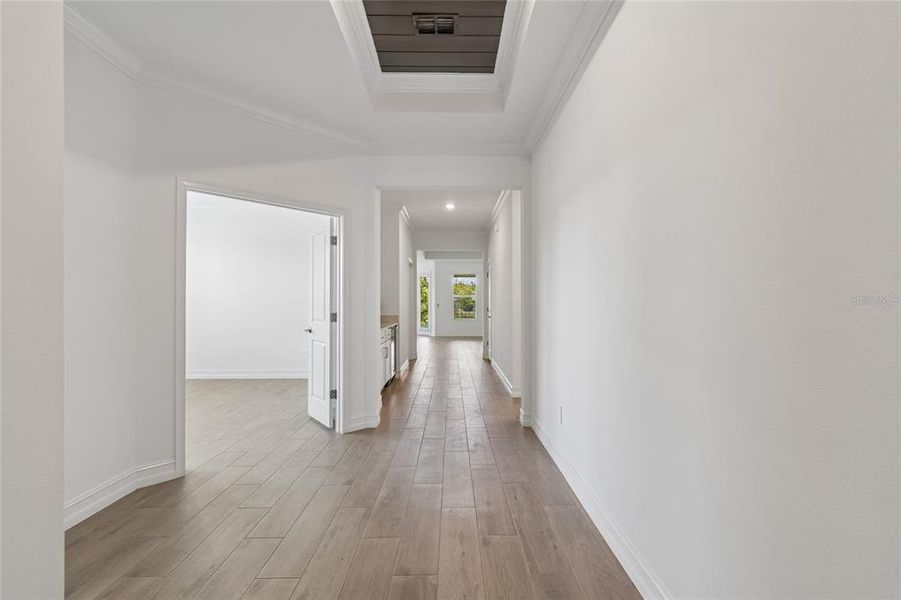 Spacious, unfurnished interior of a new home in Pearl Estates, Lutz (Image 41).