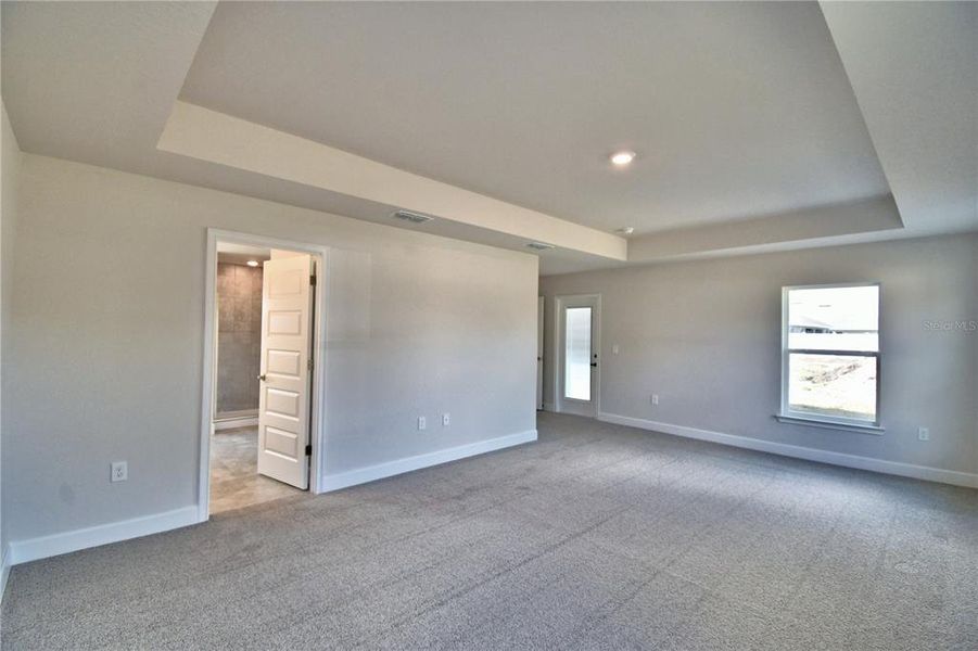 Spacious, unfurnished interior of a new home in Cadence Crossing, Auburndale (Image 25).