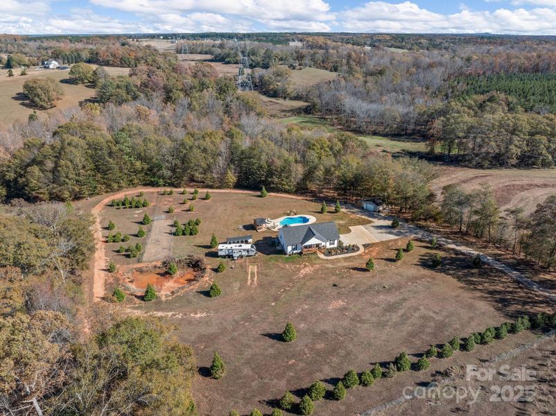 Image 35 of a home in .