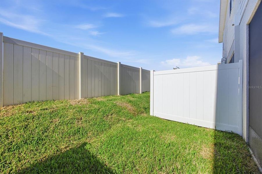 Exterior details and patio area of a home in , Sarasota (Image 3).