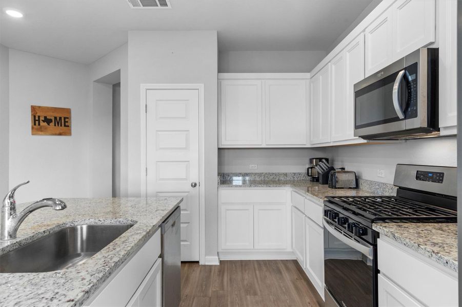 Furnished interior view inside a new home in The Ridge at Trinity Ranch, Elgin (Image 11).