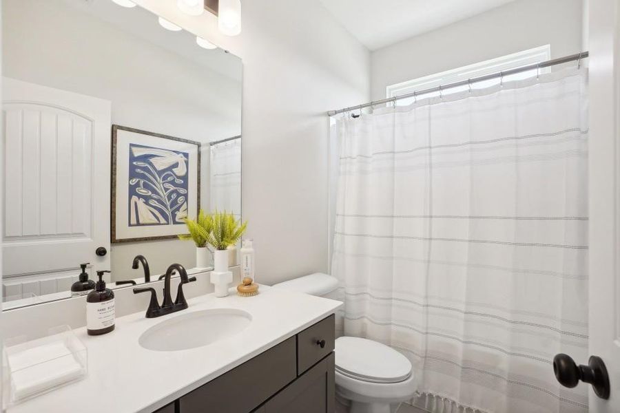 Furnished interior view inside a new home in Fair Oak, Calhoun (Image 15).