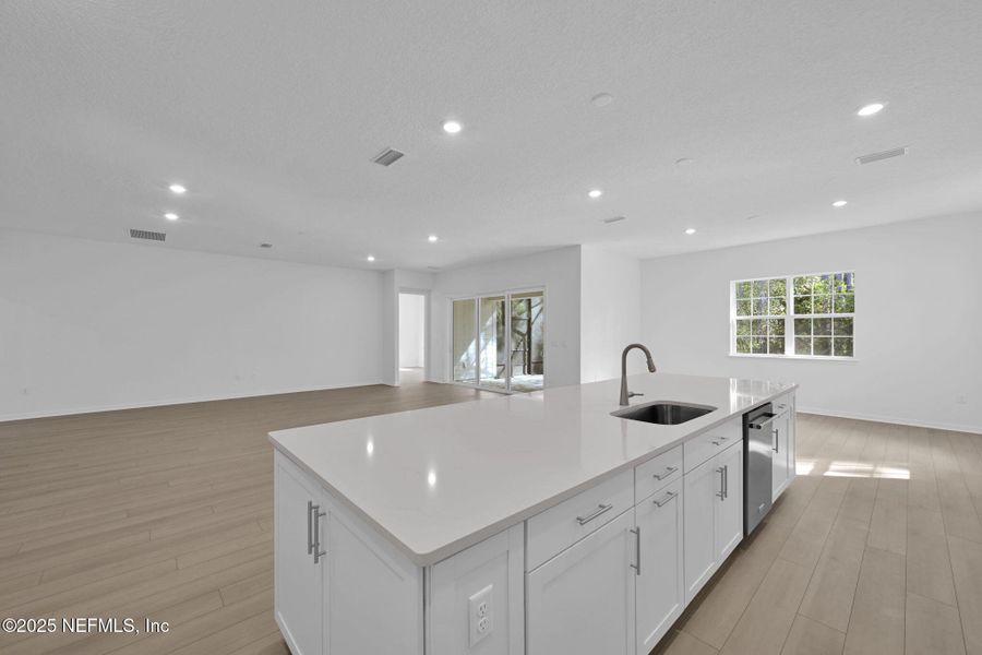 Furnished interior view inside a new home in Del Webb Nocatee, Ponte Vedra (Image 10).