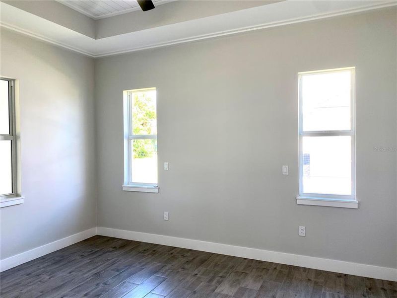 Spacious, unfurnished interior of a new home in , Port Charlotte (Image 31).