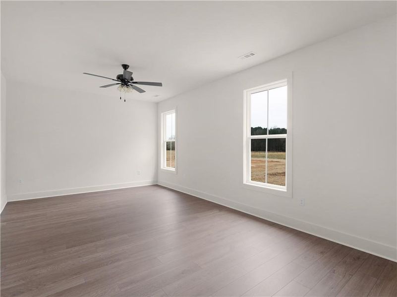 Spacious, unfurnished interior of a new home in , Mansfield (Image 46).