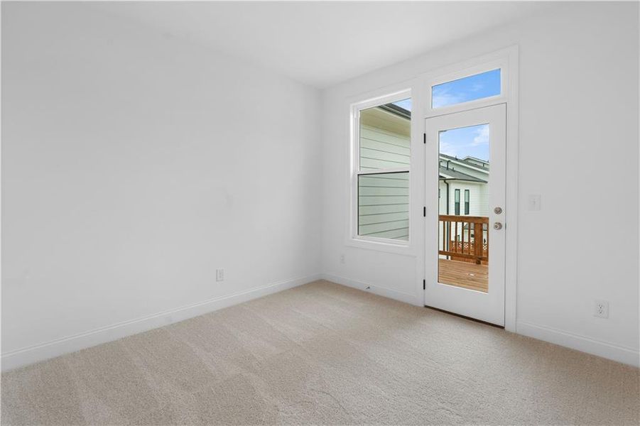 Spacious, unfurnished interior of a new home in Ecco Park, Alpharetta (Image 16). Spacious, unfurnished interior of a new home in Ecco Park, Alpharetta (Image 16).