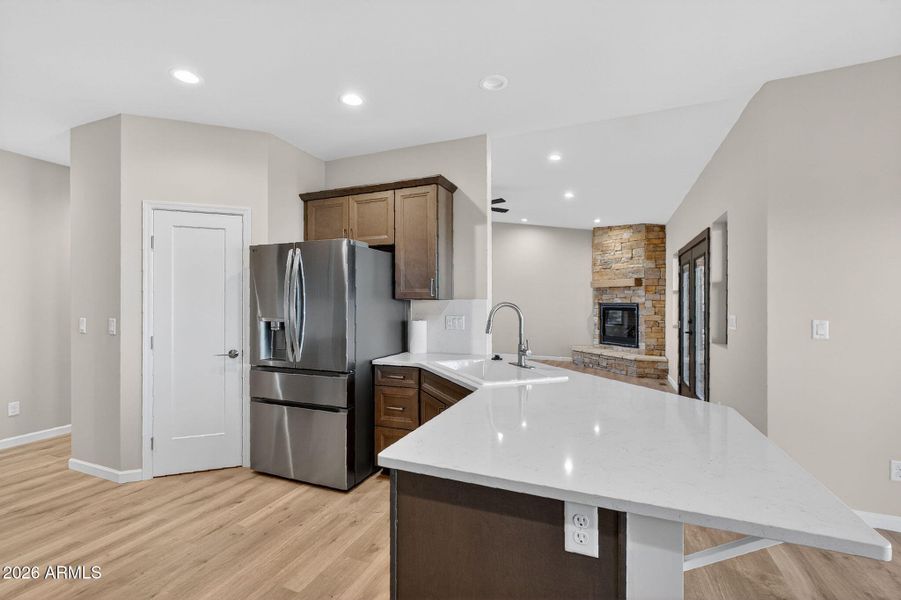 23-web-or-mls-2108-lakewood-dr 23-web-or-mls-2108-lakewood-dr