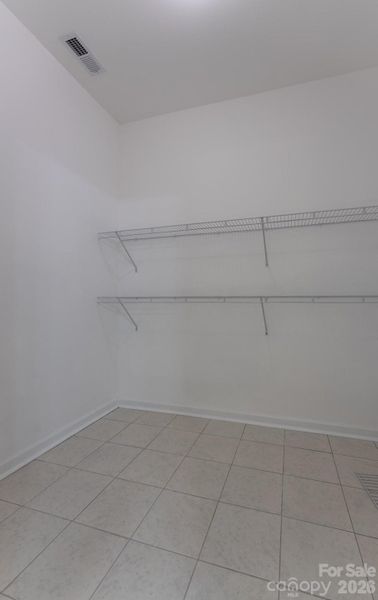 Spacious, unfurnished interior of a new home in , Gastonia (Image 25).