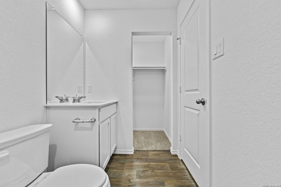 Furnished interior view inside a new home in Sonora, San Antonio (Image 5).