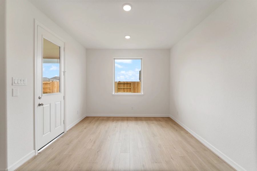 Sample product photo. Actual exterior and interior selections may vary by homesite. Photo may be virtually staged.