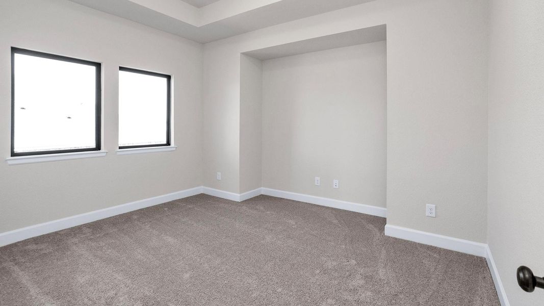 Spacious, unfurnished interior of a new home in Escondido 80', Magnolia (Image 16).