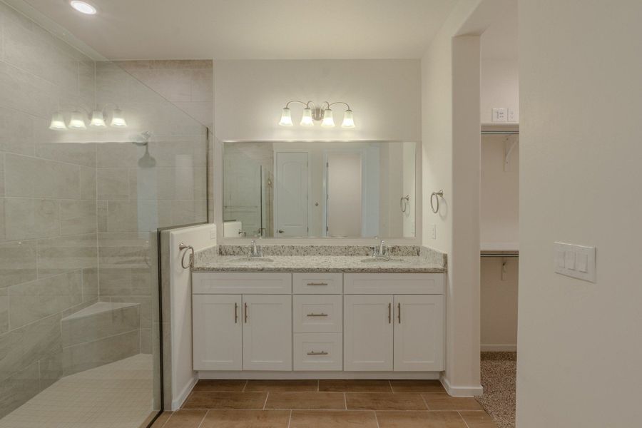 Furnished interior view inside a new home in Paseo Del Este, El Paso (Image 11).