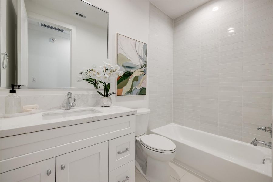 ASK ABOUT CUSTOMIZATION OPTIONS DURING CONSTRUCTION ONLY *MAZZARINO MODEL HOME * PHOTOS MAY SHOW A SIMILAR FLOOR PLAN AND/OR UPGRADED/ALTERNATIVE FINISHES * Please use these photos as a guide *THIS IS AN ACTIVE CONSTRUCTION SITE, BUYERS MUST REQUEST APPOINTMENT TO BE ON PREMISE AT ALL TIMES.