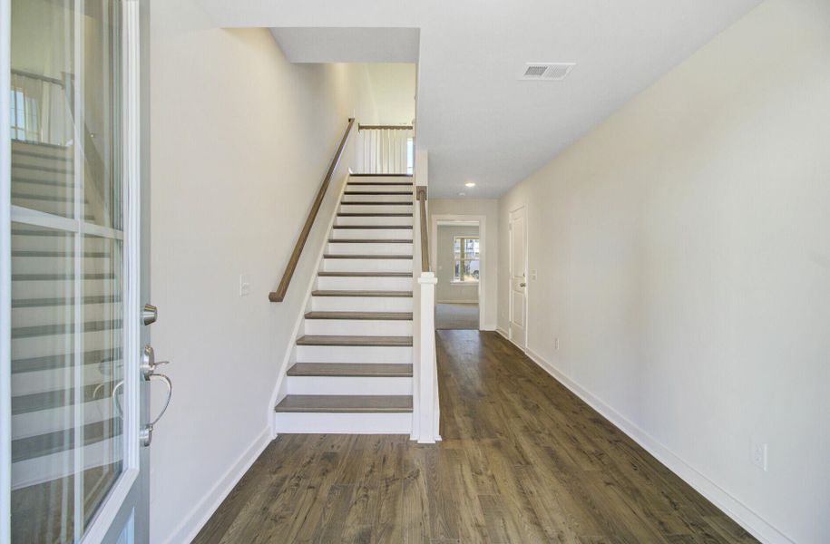 Spacious, unfurnished interior of a new home in , Johns Island (Image 33).