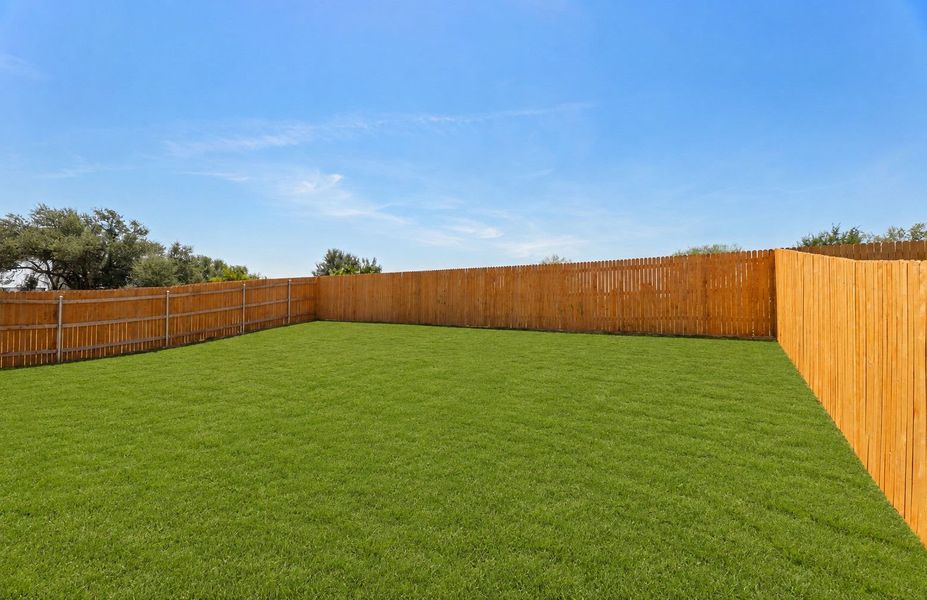 Exterior details and patio area of a home in Skyview, Belton (Image 26).