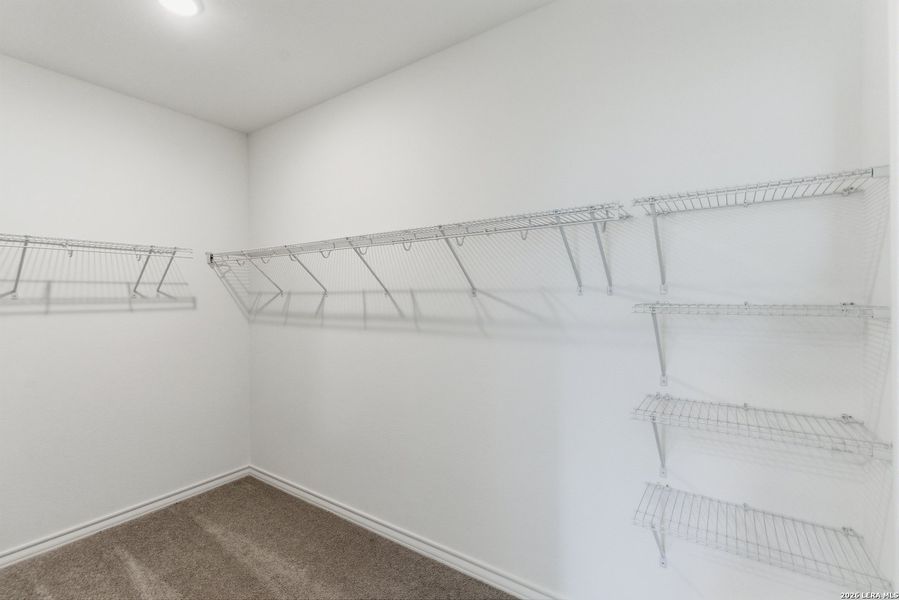 Spacious, unfurnished interior of a new home in Corley Farms, Boerne (Image 17).